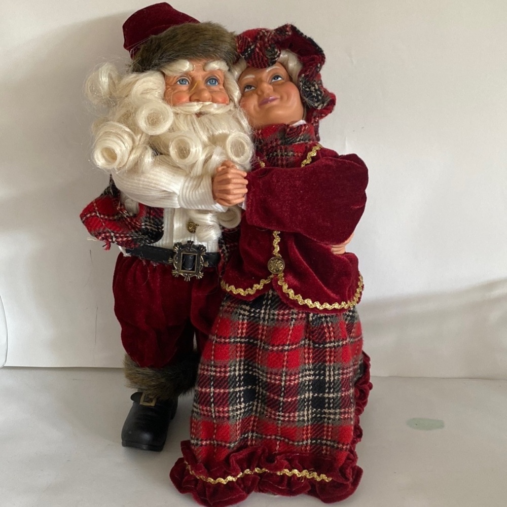 Vintage Mr. and Mrs. Santa Claus Christmas Figurine Christmas Home Decor